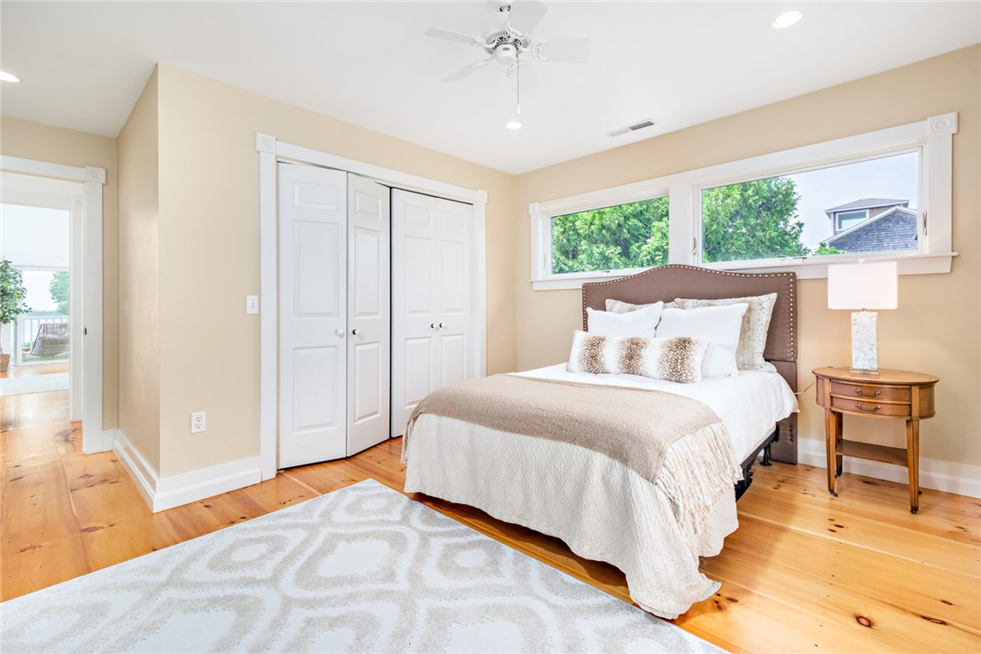 35 Lake Road Narragansett, RI 02882 - Photo 22 of 49 Large bedroom on the 2nd floor