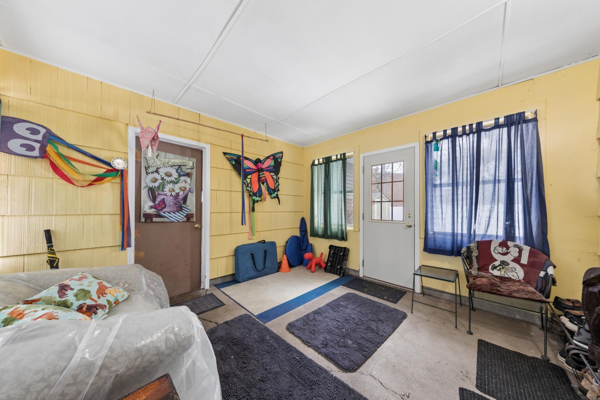 400 East Old Shakopee Road Bloomington, MN 55420 - Photo 17 of 20