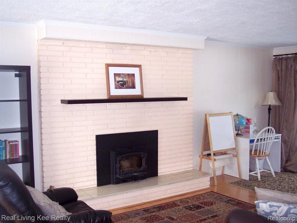 2963 Mohawk Lane Rochester, MI 48306 - Photo 6 of 25 Family Room Fireplace