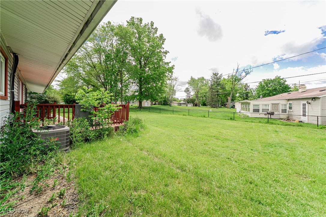 23340 Comstock Road Bedford, OH 44146 - Photo 16 of 44 Gallery Image 16