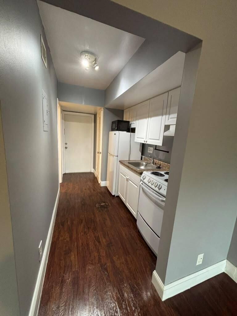 636 Northwest 13th Street, Unit 22 Boca Raton, FL 33486 - Photo 3 of 12 f72dbd10-5013-4c06-91bd-624c3dd8dc64