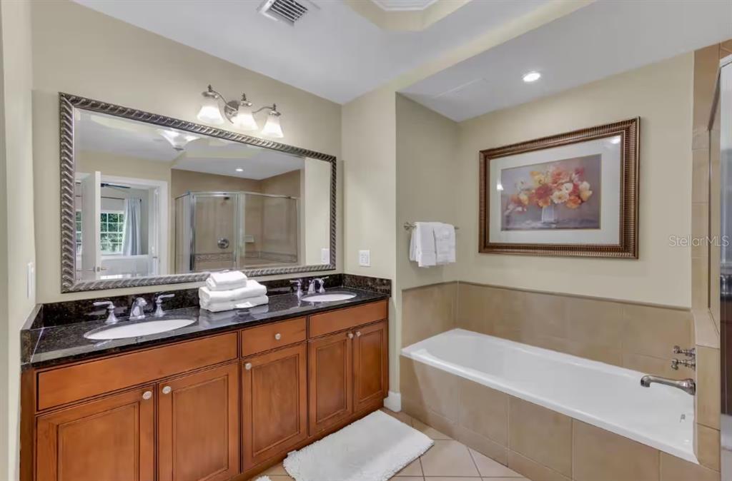 1354 Centre Ct Ridge Drive, Unit 104 Reunion, FL 34747 - Photo 22 of 44