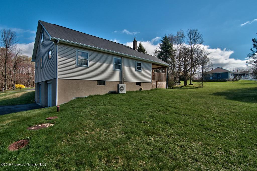 27 Union Mill Road Moscow, PA 18444 - Photo 3 of 36 Gallery Image 3