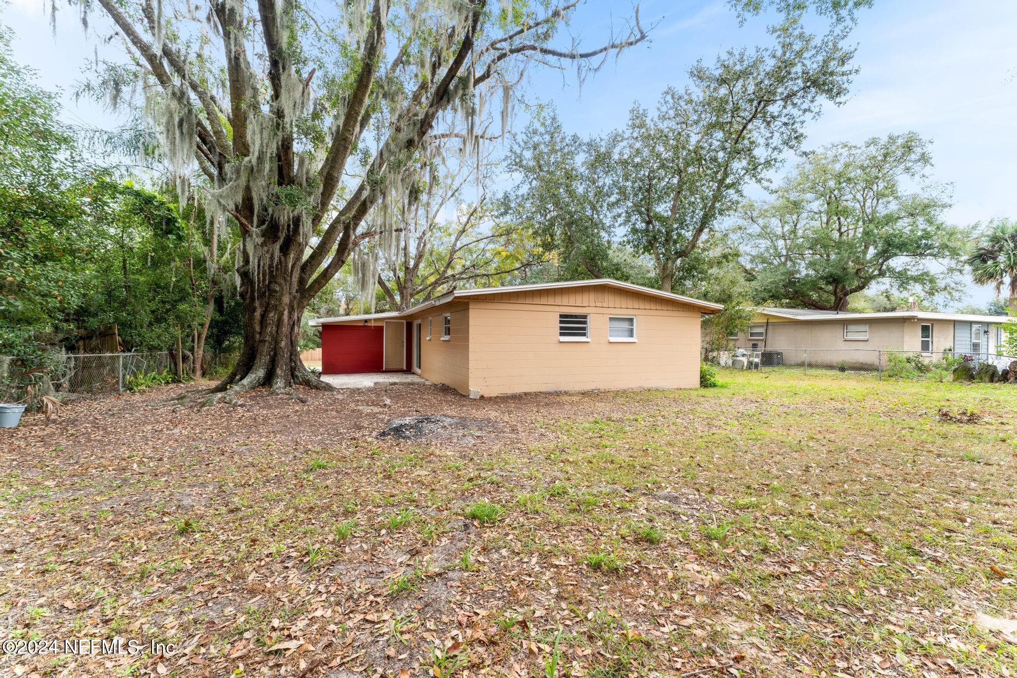 325 Toccoa Road Orange Park, FL 32073 - Photo 17 of 19 a house view with a backyard space