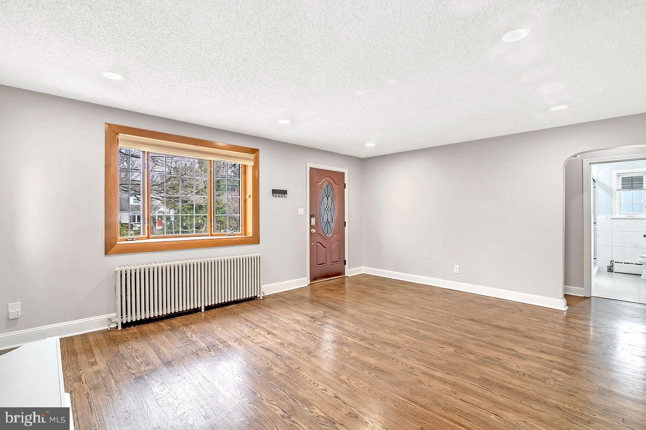32 Cranbury Road Princeton Junction, NJ 08550 - Photo 6 of 22