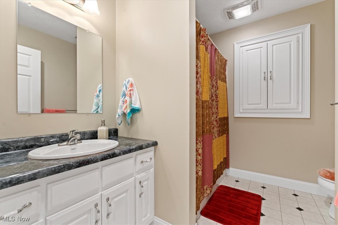 6175 Burnett Road Cutler, OH 45724 - Photo 20 of 39 Full Bathroom