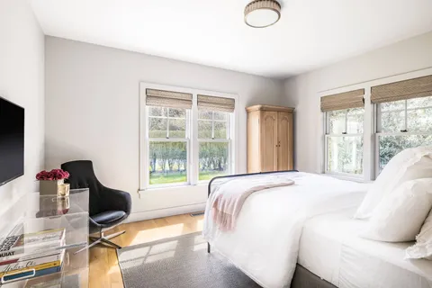 46 Baiting Hollow Road, East Hampton, NY 11937