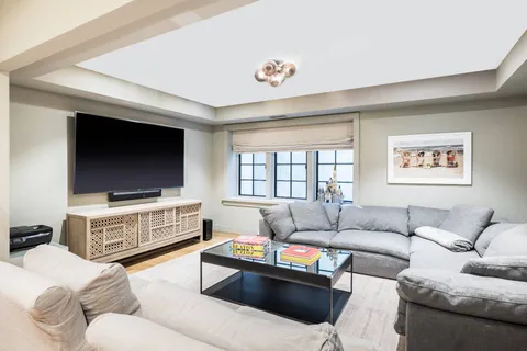 46 Baiting Hollow Road, East Hampton, NY 11937