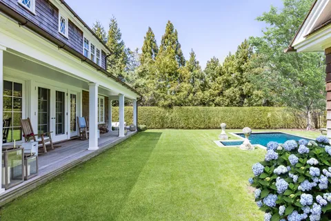 46 Baiting Hollow Road, East Hampton, NY 11937