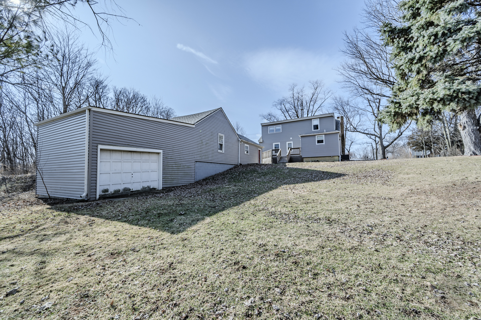 2240 State Rte 31 Oswego, IL 60543 - Photo 40 of 54 a backyard of a house