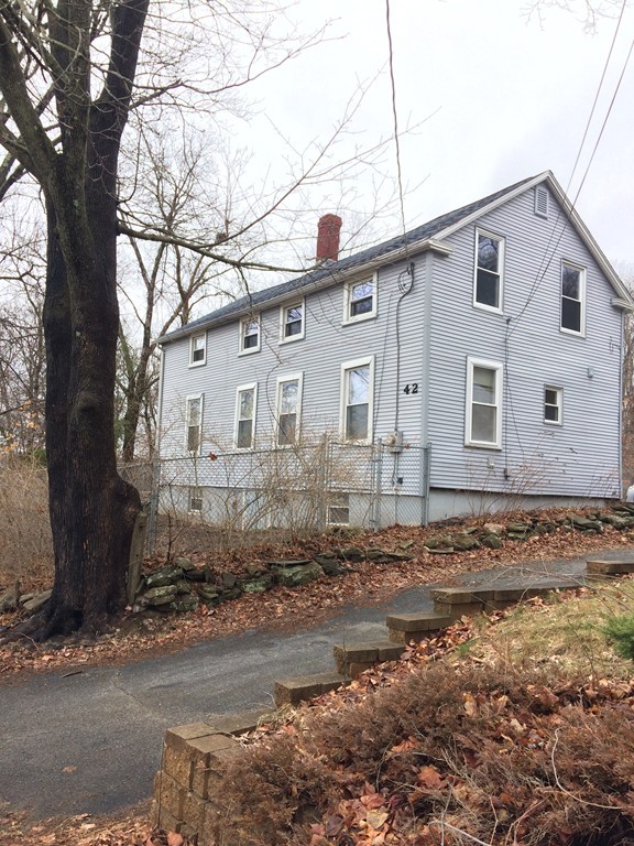 42 Spring St Extension South Hadley, MA 01075 - Photo 1 of 27 Gallery Image 1