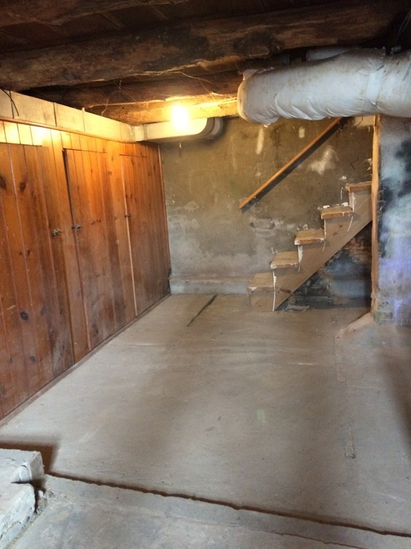 42 Spring St Extension South Hadley, MA 01075 - Photo 18 of 27 Gallery Image 18