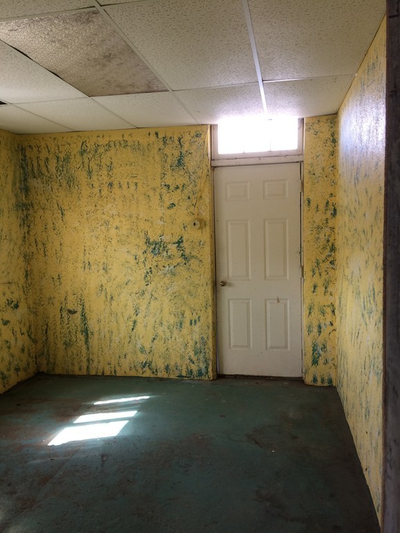 42 Spring St Extension South Hadley, MA 01075 - Photo 24 of 27 Gallery Image 24
