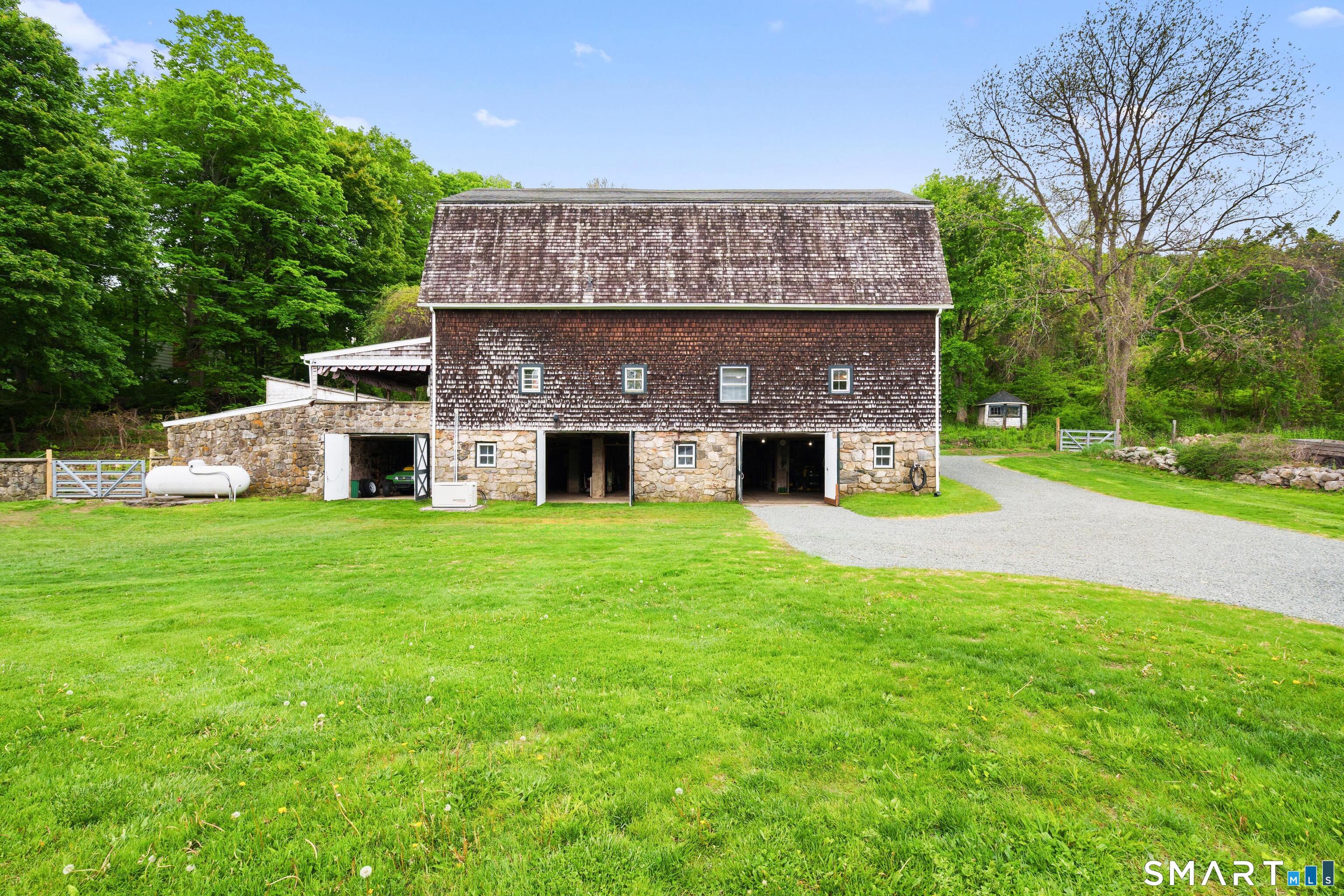677 North Salem Road Ridgefield, CT 06877 - Photo 6 of 39