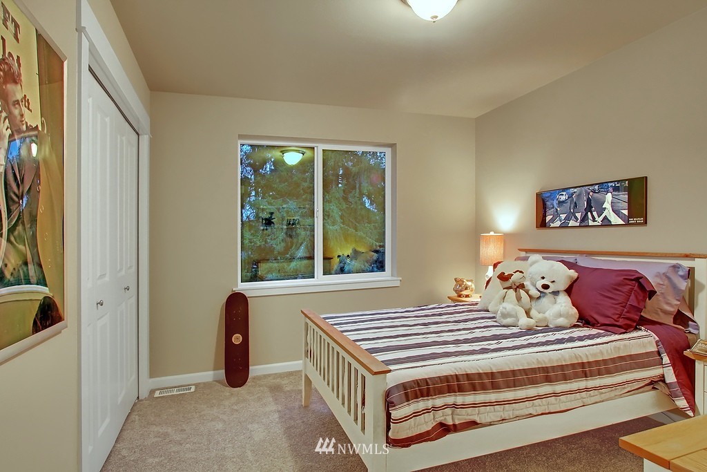 701 Pasco Place Northeast Renton, WA 98059 - Photo 12 of 15