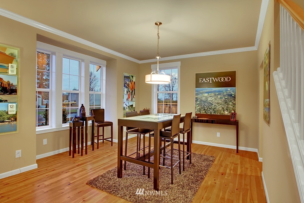 701 Pasco Place Northeast Renton, WA 98059 - Photo 5 of 15