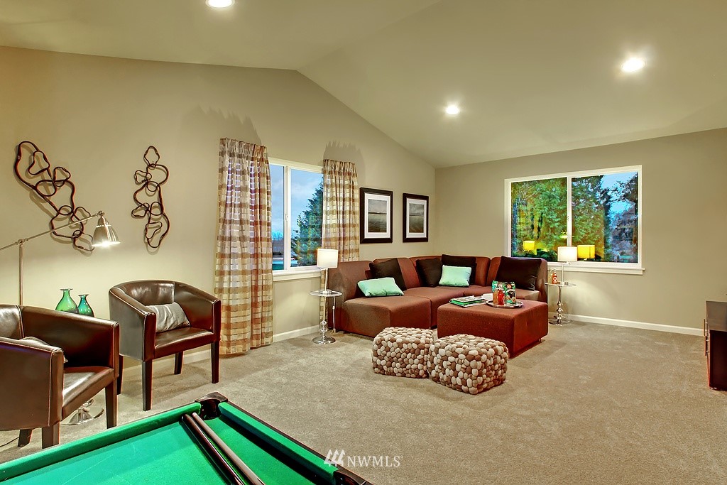 701 Pasco Place Northeast Renton, WA 98059 - Photo 10 of 15