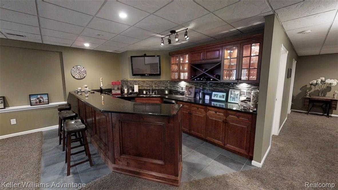 25439 Rutledge Crossing Farmington, MI 48335 - Photo 23 of 30 712LKeh9mUM - 02.03