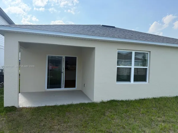 $2,800 | 299 Conway Avenue, St. Cloud, FL 34771