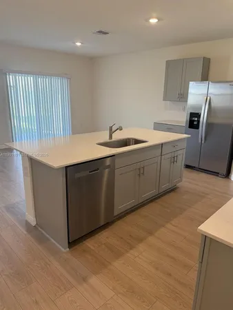 $2,800 | 299 Conway Avenue, St. Cloud, FL 34771