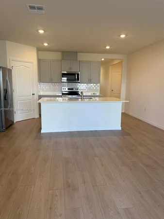 $2,800 | 299 Conway Avenue, St. Cloud, FL 34771