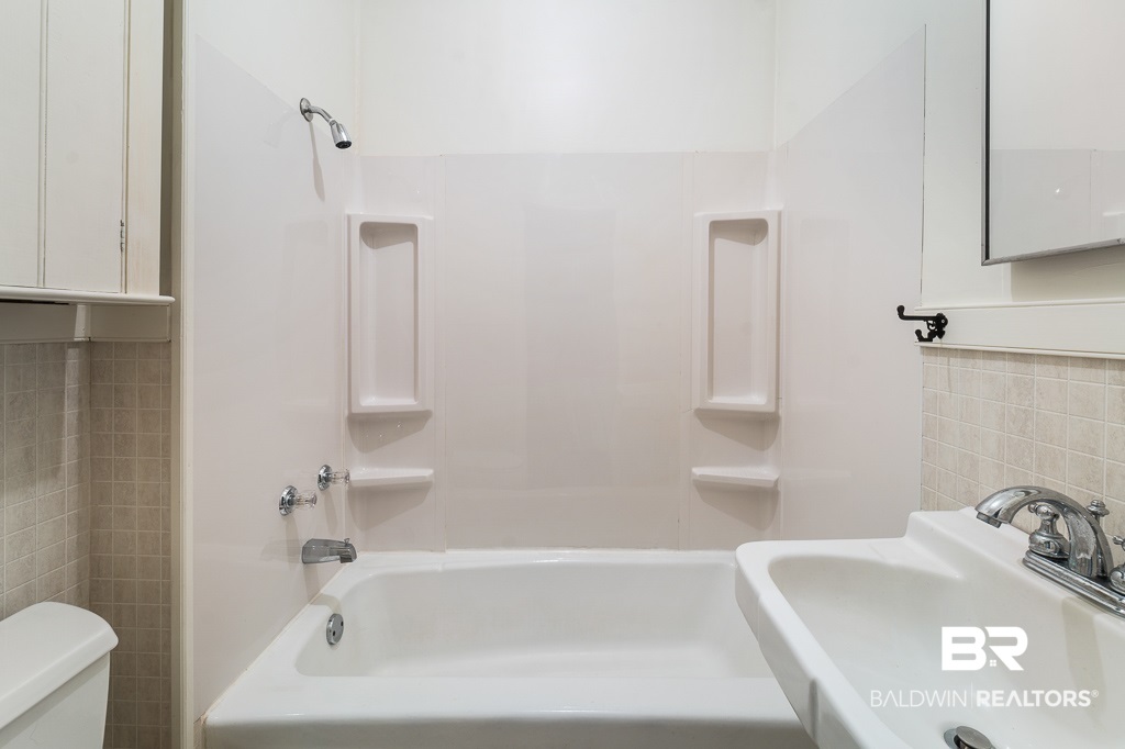 9 White Avenue Fairhope, AL 36532 - Photo 10 of 36