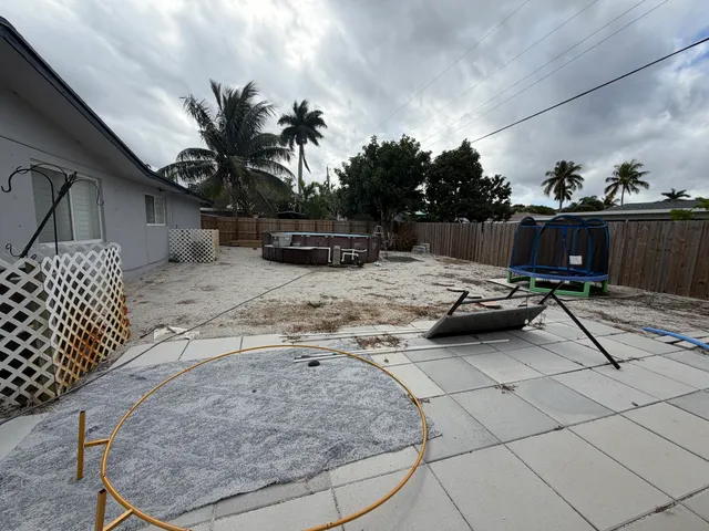 $3,500 | 309 Henthorne Drive, Palm Springs, FL 33461