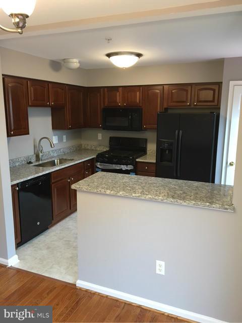 7605 Fairbrook Road Baltimore, MD 21244 - Photo 3 of 25 Kitchen