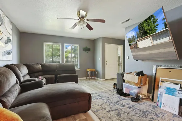 $285,000 | 6845 Shiloh Court, Stockton, CA 95219