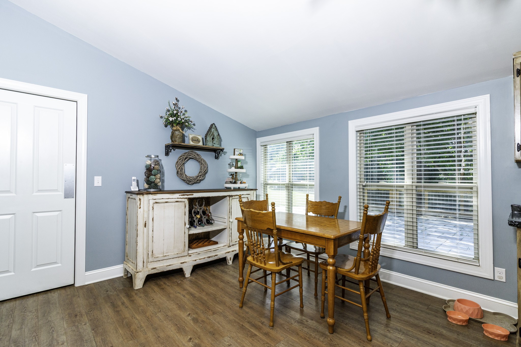 82 Railroad Road Westpoint, TN 38486 - Photo 8 of 30 a view of a dining room with furniture and wooden floor