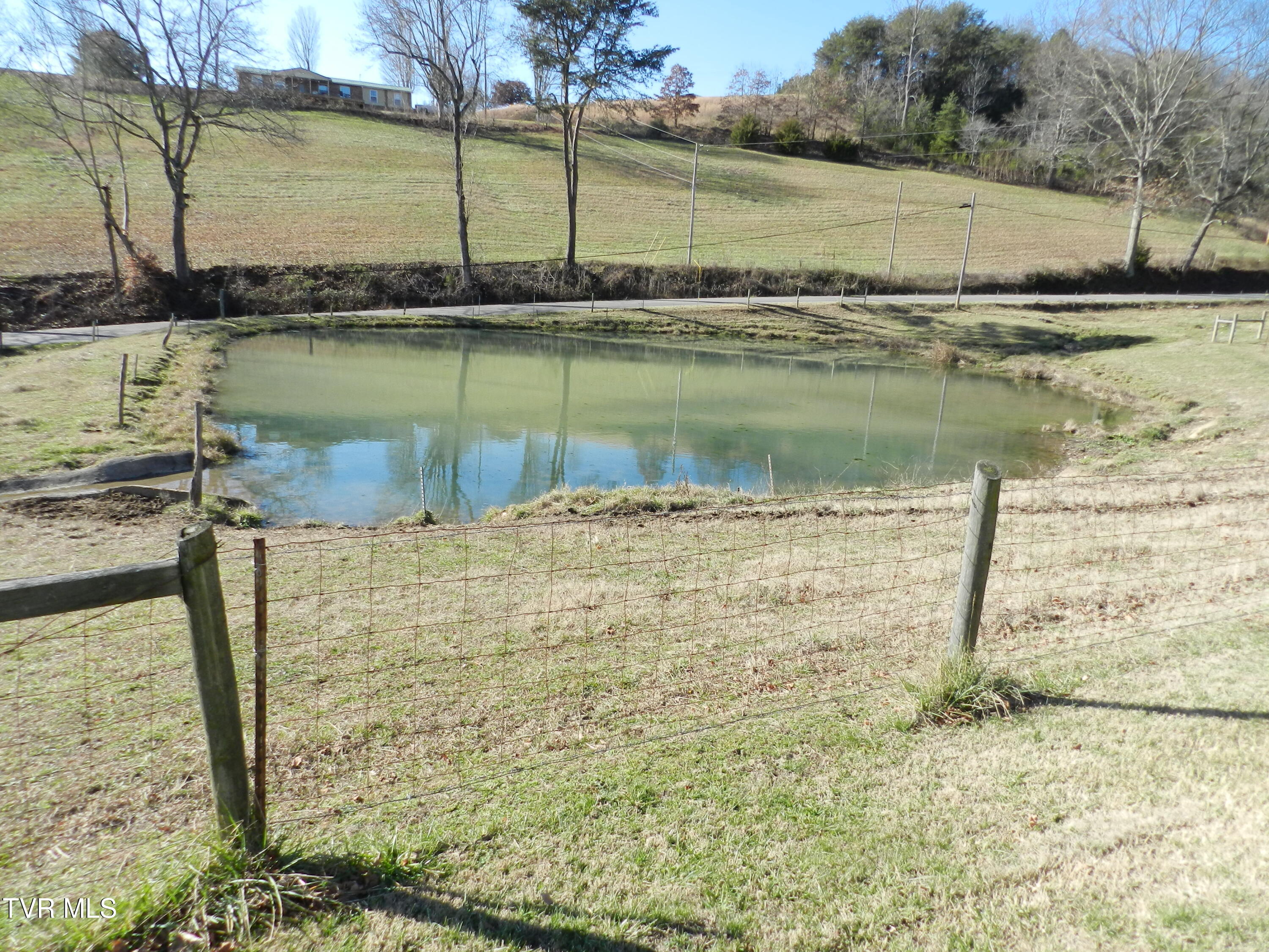 420 Watterson Gap Road Surgoinsville, TN 37873 - Photo 27 of 87 DSCN3604