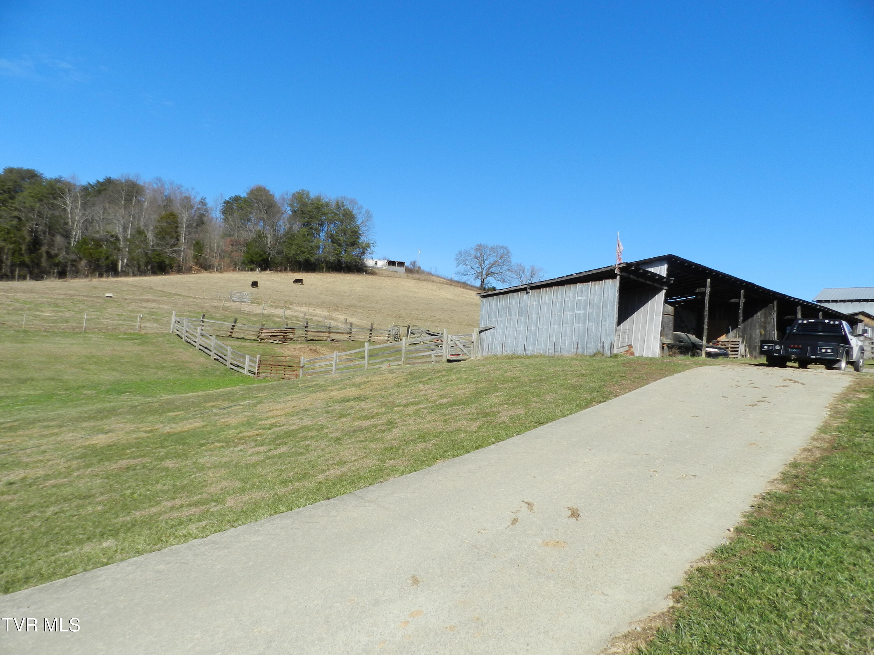 420 Watterson Gap Road Surgoinsville, TN 37873 - Photo 28 of 87 DSCN3636