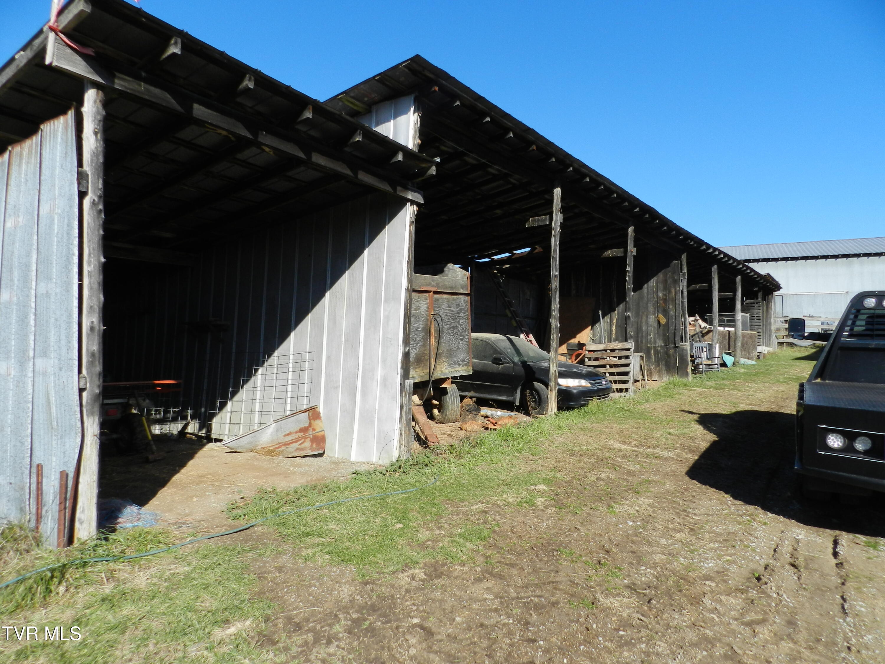 420 Watterson Gap Road Surgoinsville, TN 37873 - Photo 30 of 87 DSCN3638