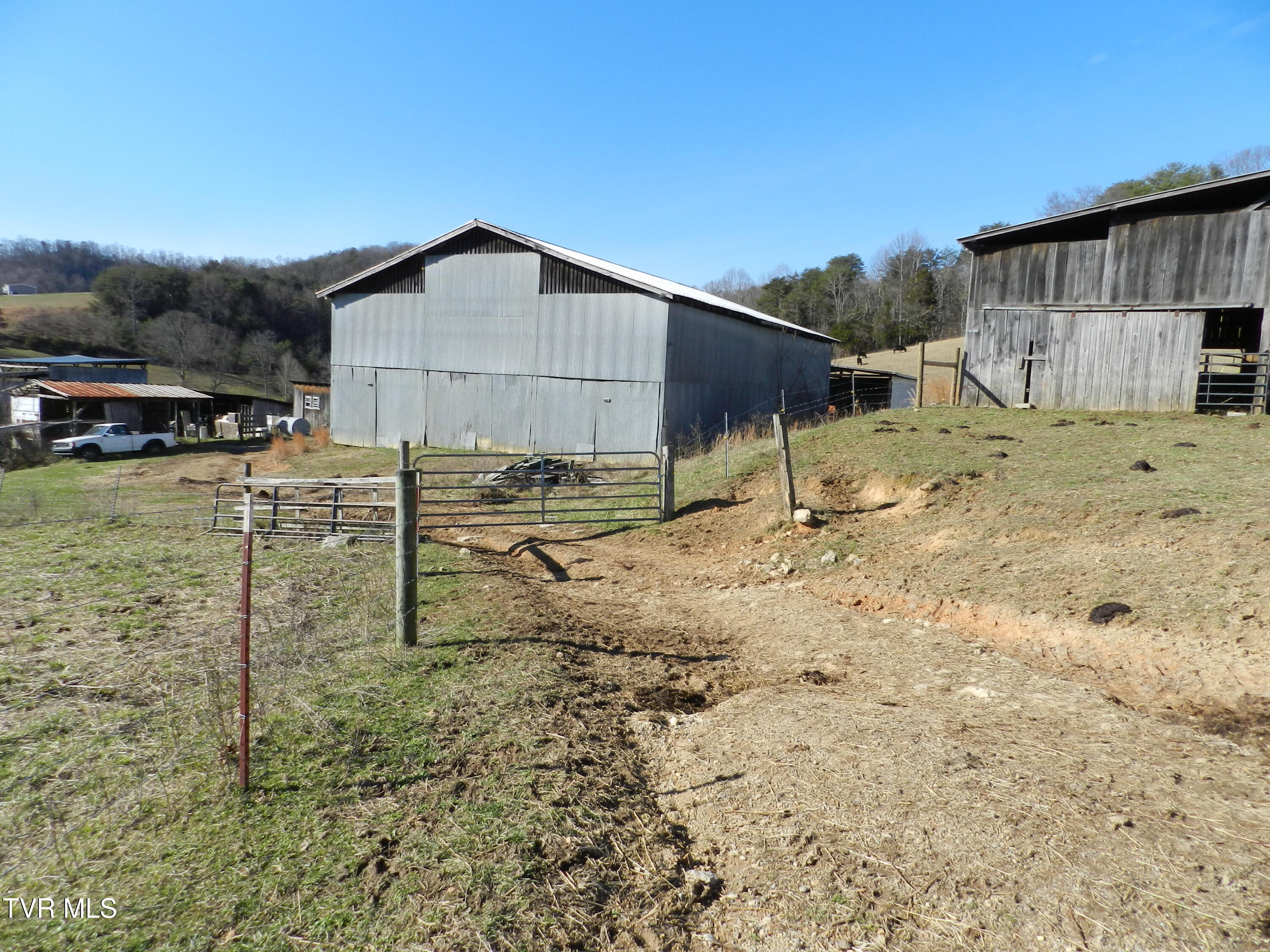 420 Watterson Gap Road Surgoinsville, TN 37873 - Photo 38 of 87 DSCN3646