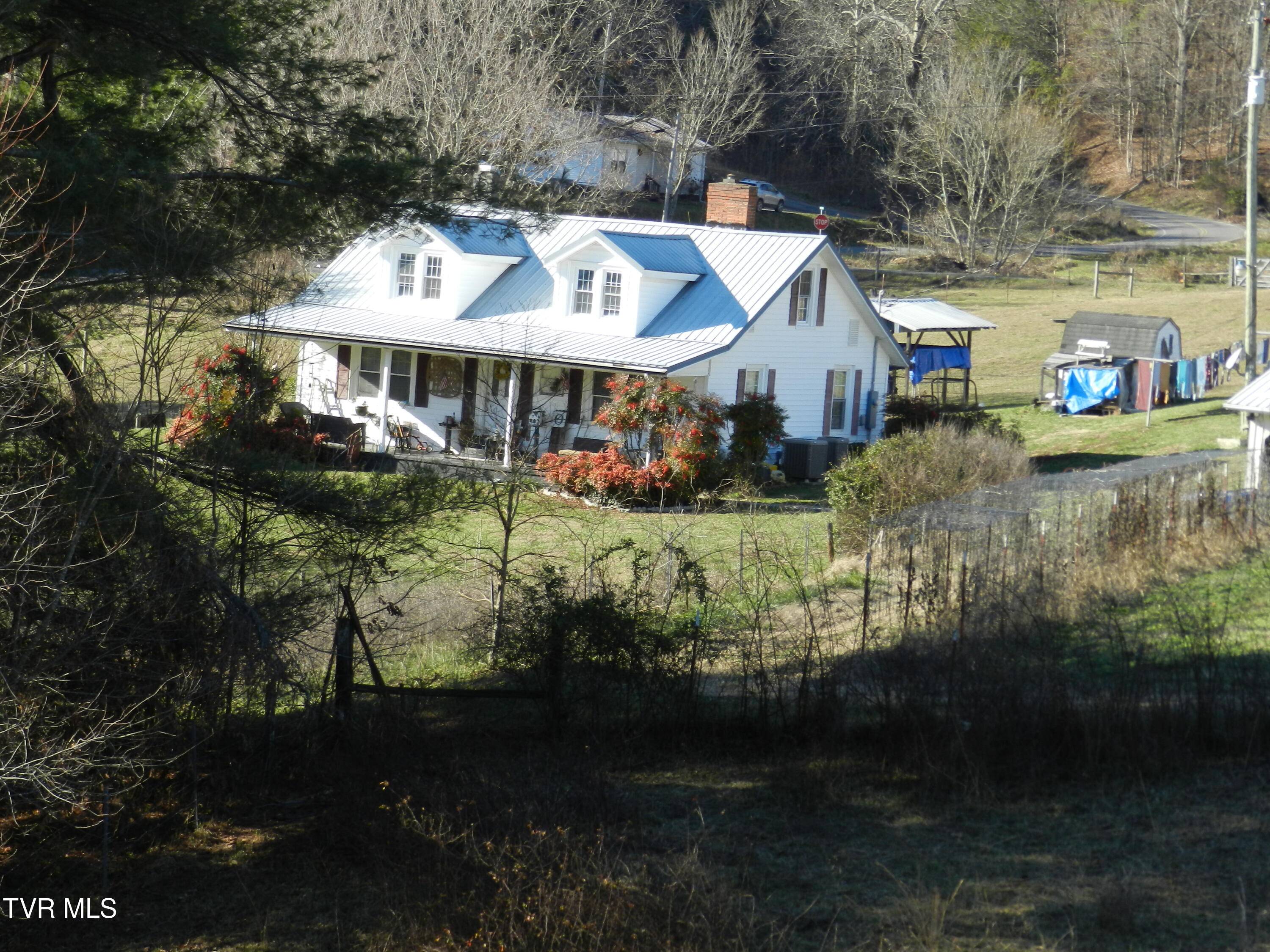 420 Watterson Gap Road Surgoinsville, TN 37873 - Photo 77 of 87 DSCN3686
