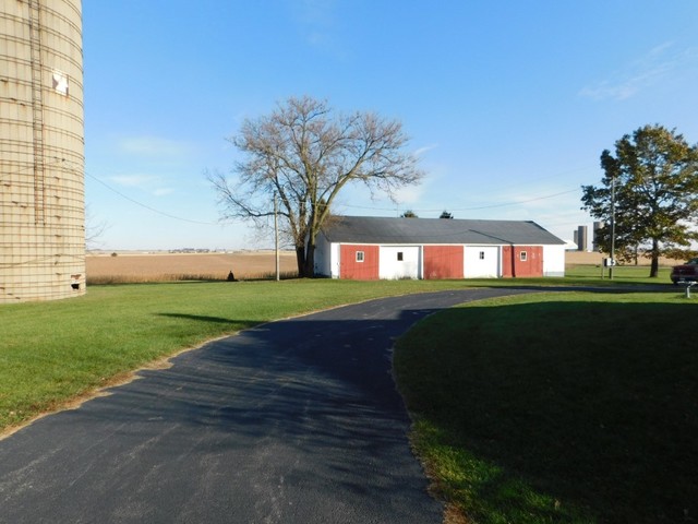 15626 East Twombly Road Rochelle, IL 61068 - Photo 23 of 28