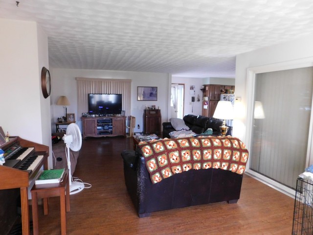 15626 East Twombly Road Rochelle, IL 61068 - Photo 4 of 28