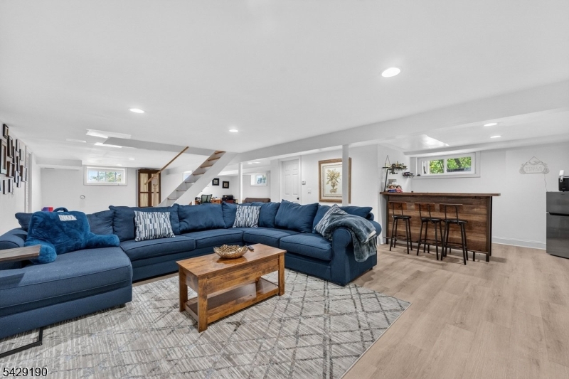 886 Old Chester Road Far Hills, NJ 07931 - Photo 21 of 32