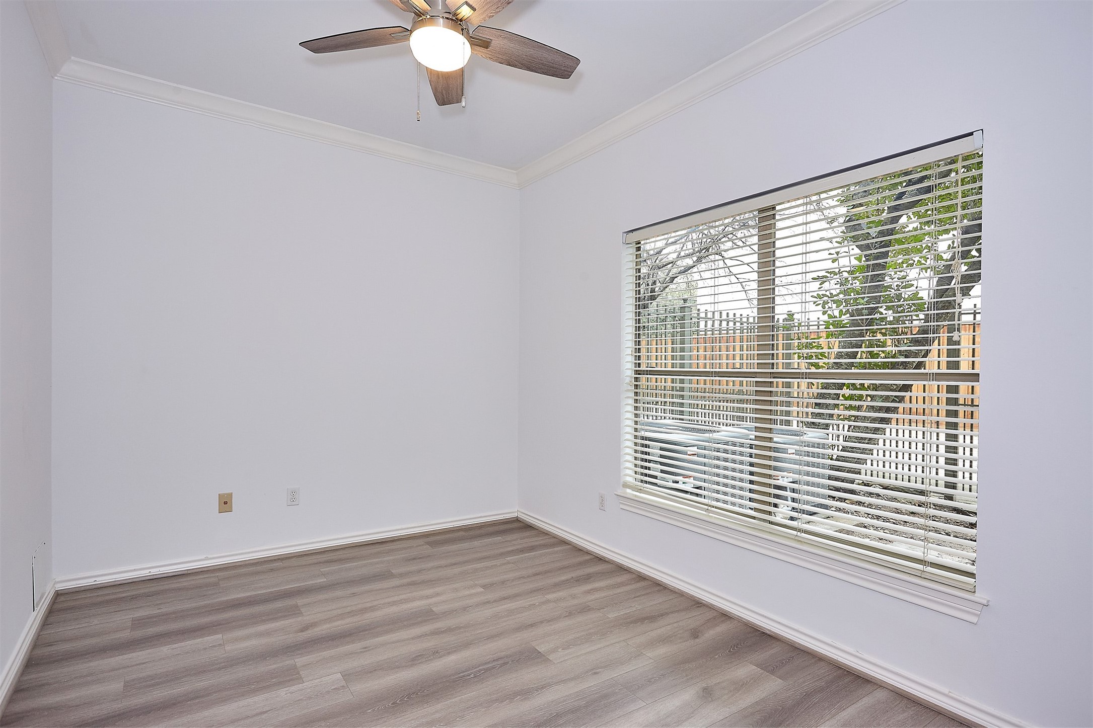 110 Detering Street Houston, TX 77007 - Photo 23 of 41