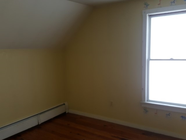186 Crescent Street Rutland, VT 05701 - Photo 13 of 35