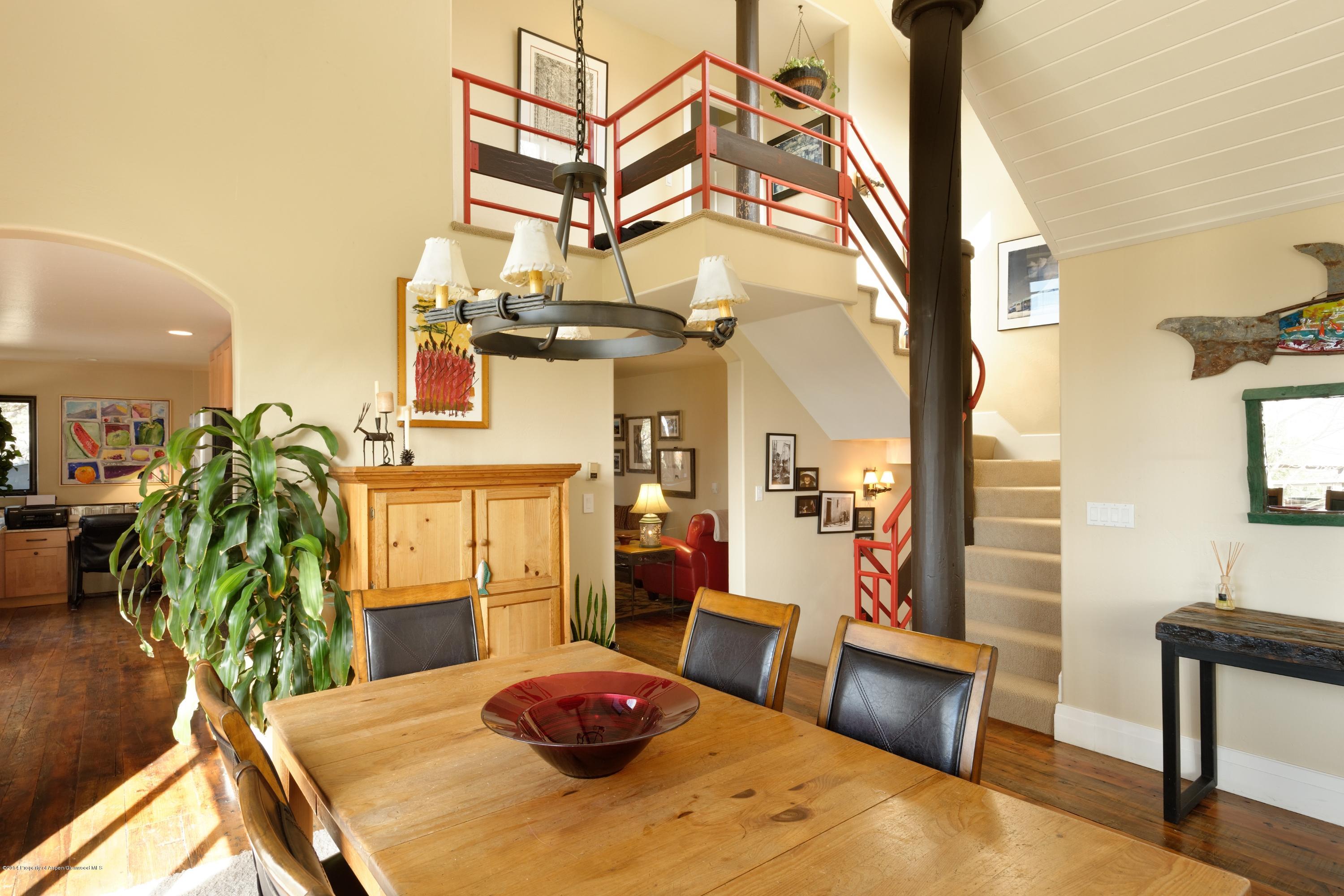 725 Escalante Road Carbondale, CO 81623 - Photo 8 of 32 Dining Room