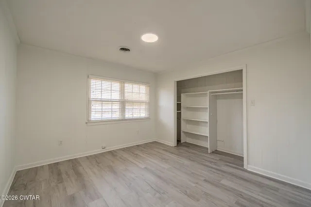 $299,900 | 9009 East Denney Drive, Milan, TN 38358