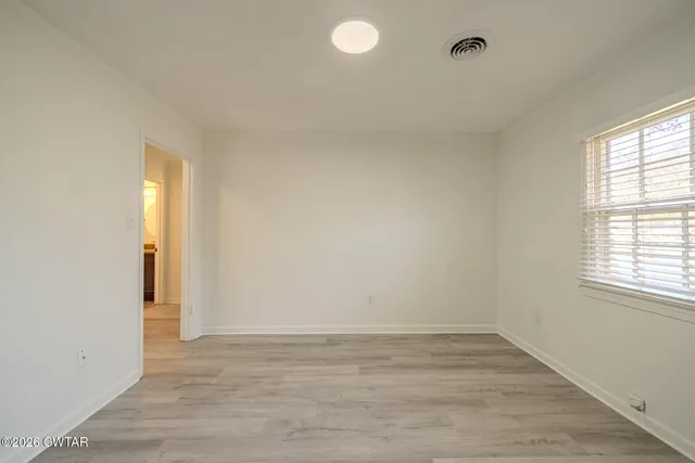 $299,900 | 9009 East Denney Drive, Milan, TN 38358