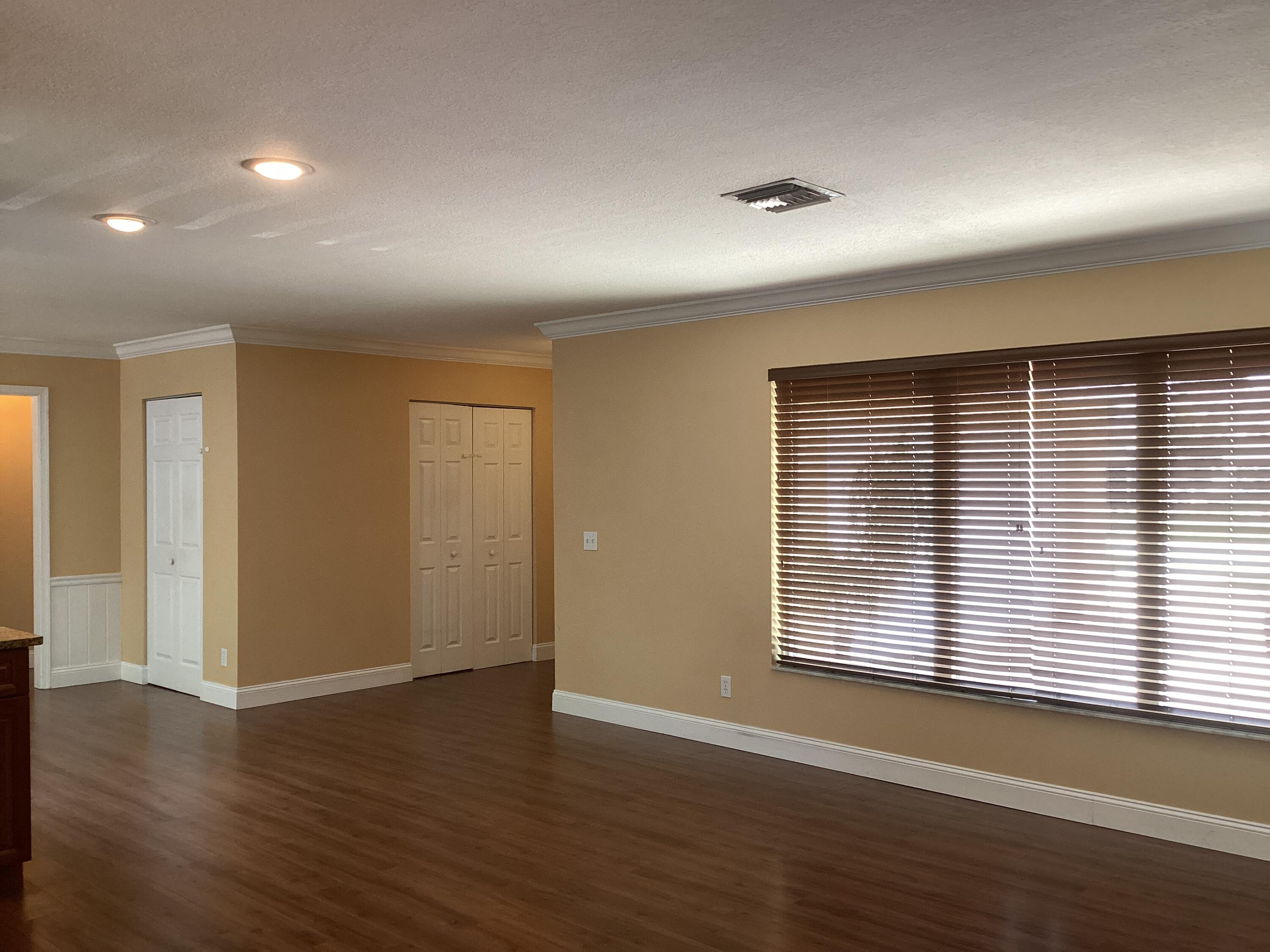 5159 Center Street Jupiter, FL 33458 - Photo 11 of 40 IMG_0557