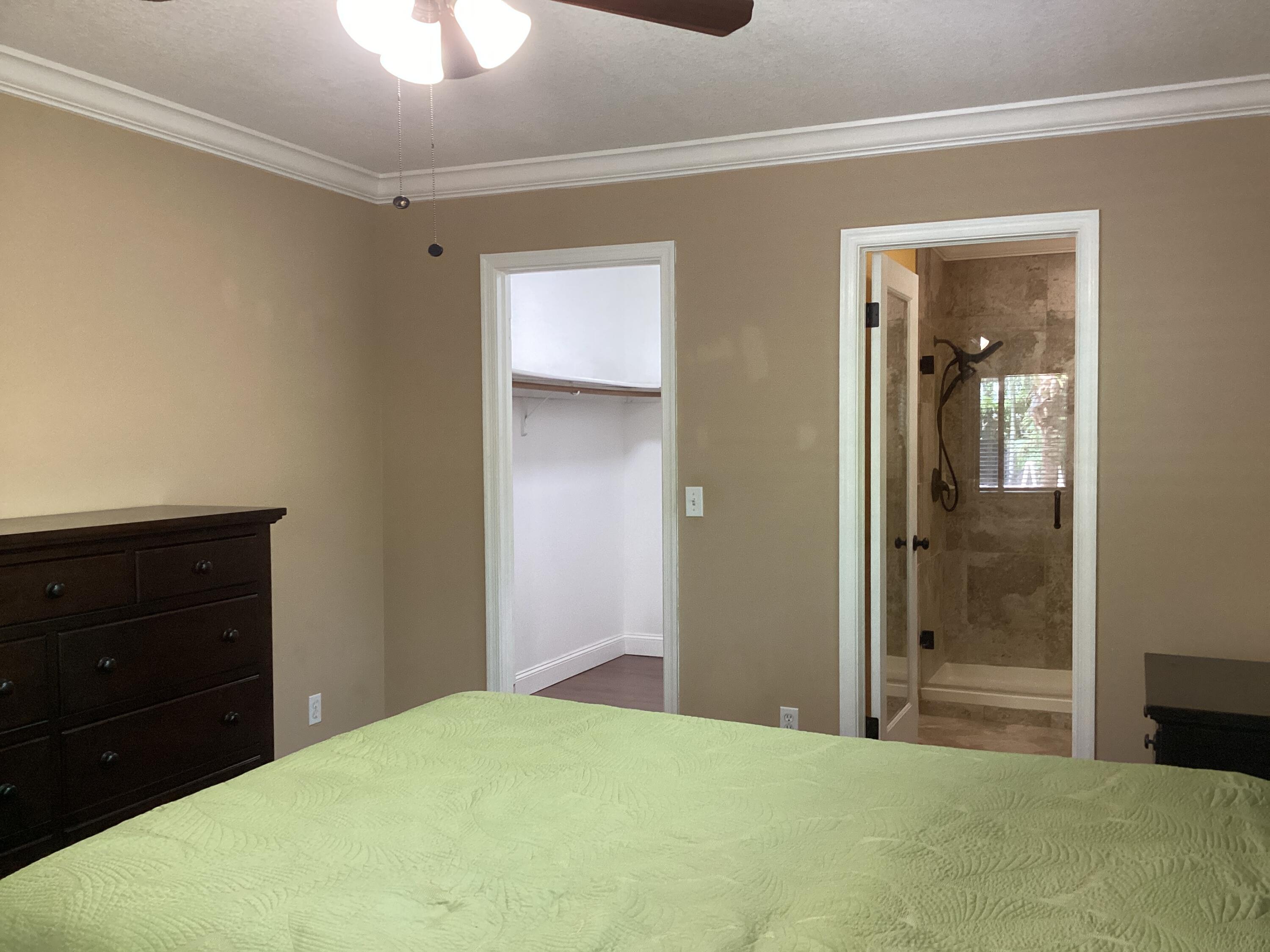 5159 Center Street Jupiter, FL 33458 - Photo 16 of 40 IMG_0532