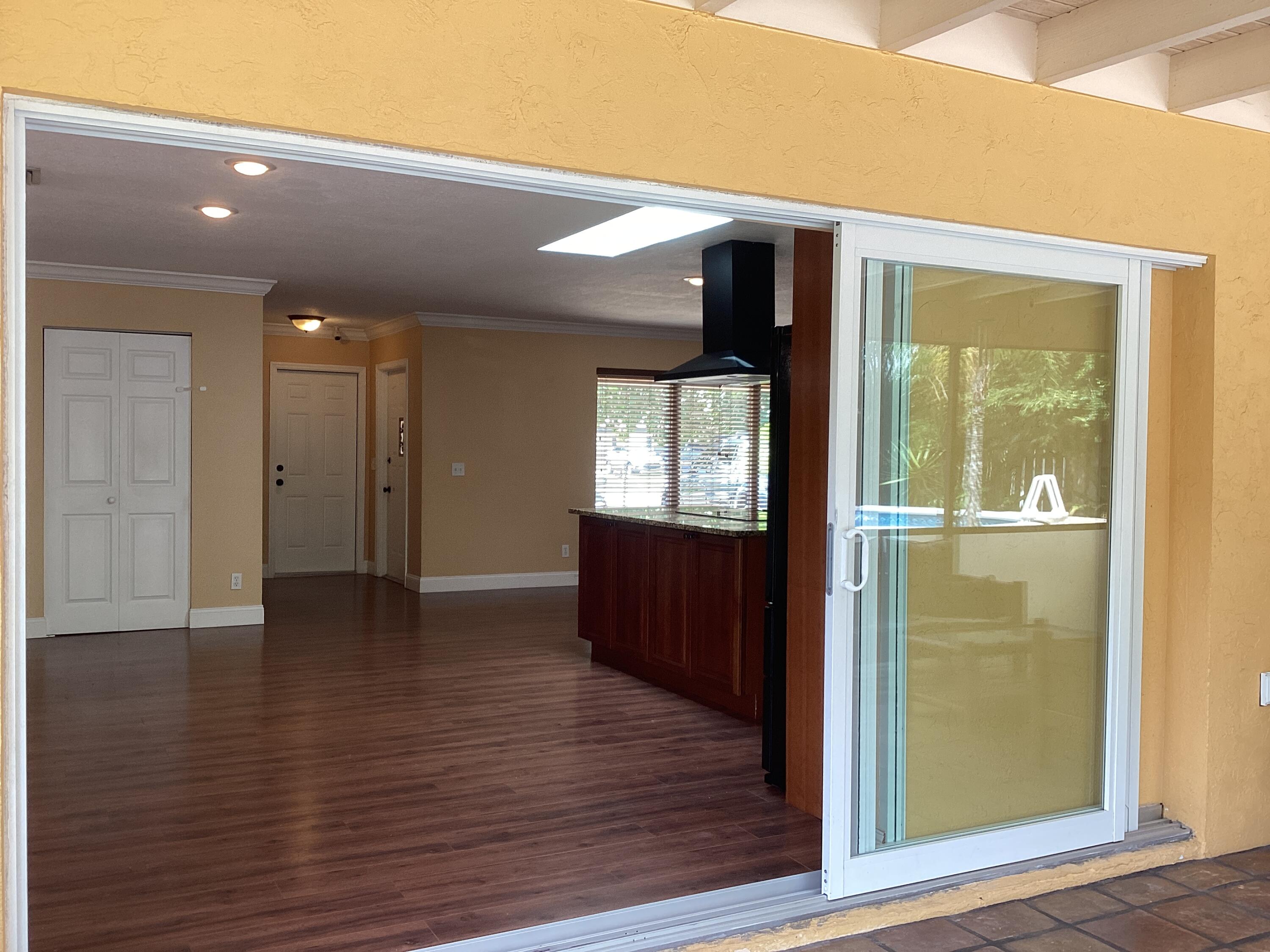 5159 Center Street Jupiter, FL 33458 - Photo 23 of 40 IMG_0543