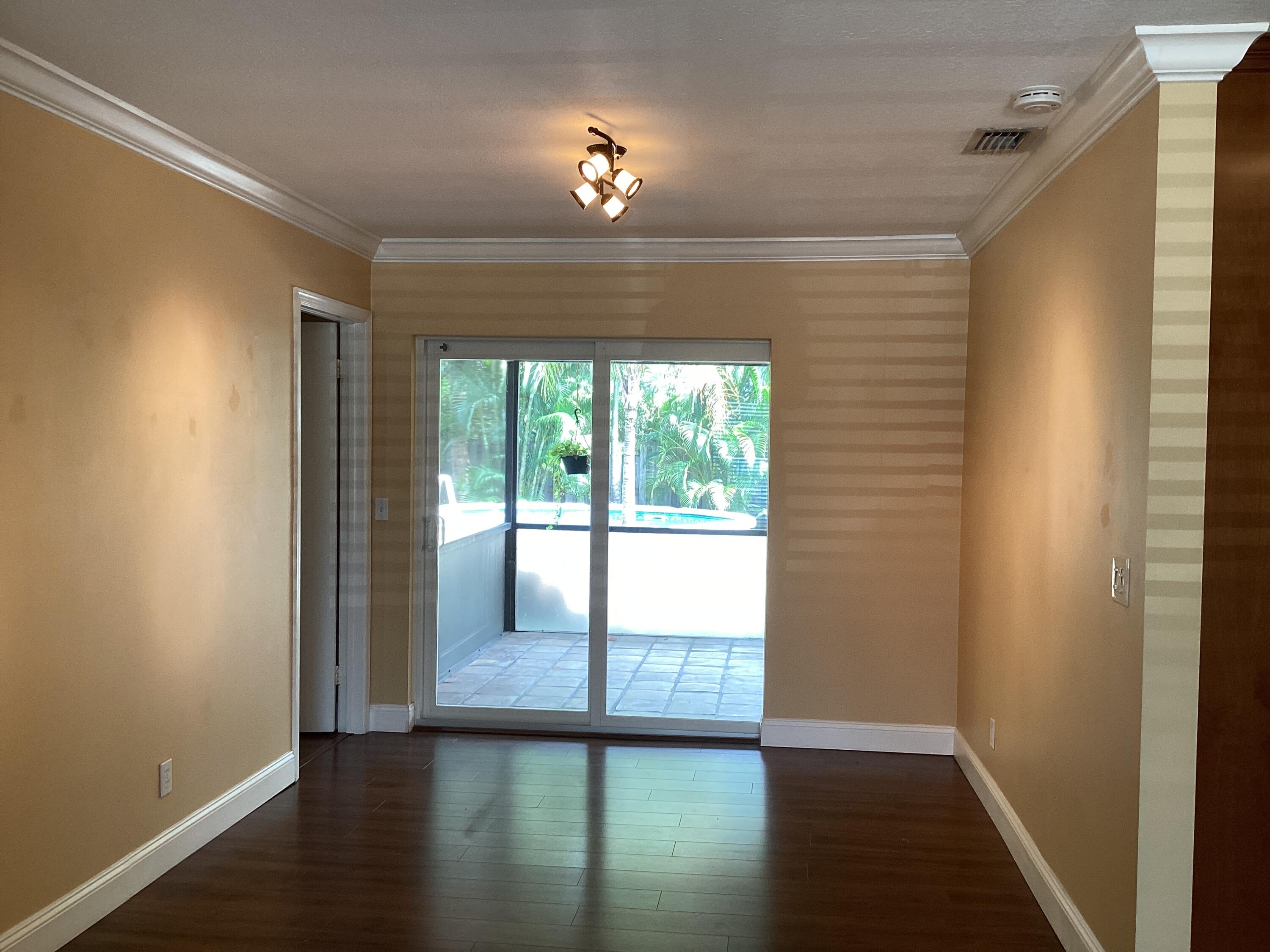 5159 Center Street Jupiter, FL 33458 - Photo 7 of 40 IMG_0525