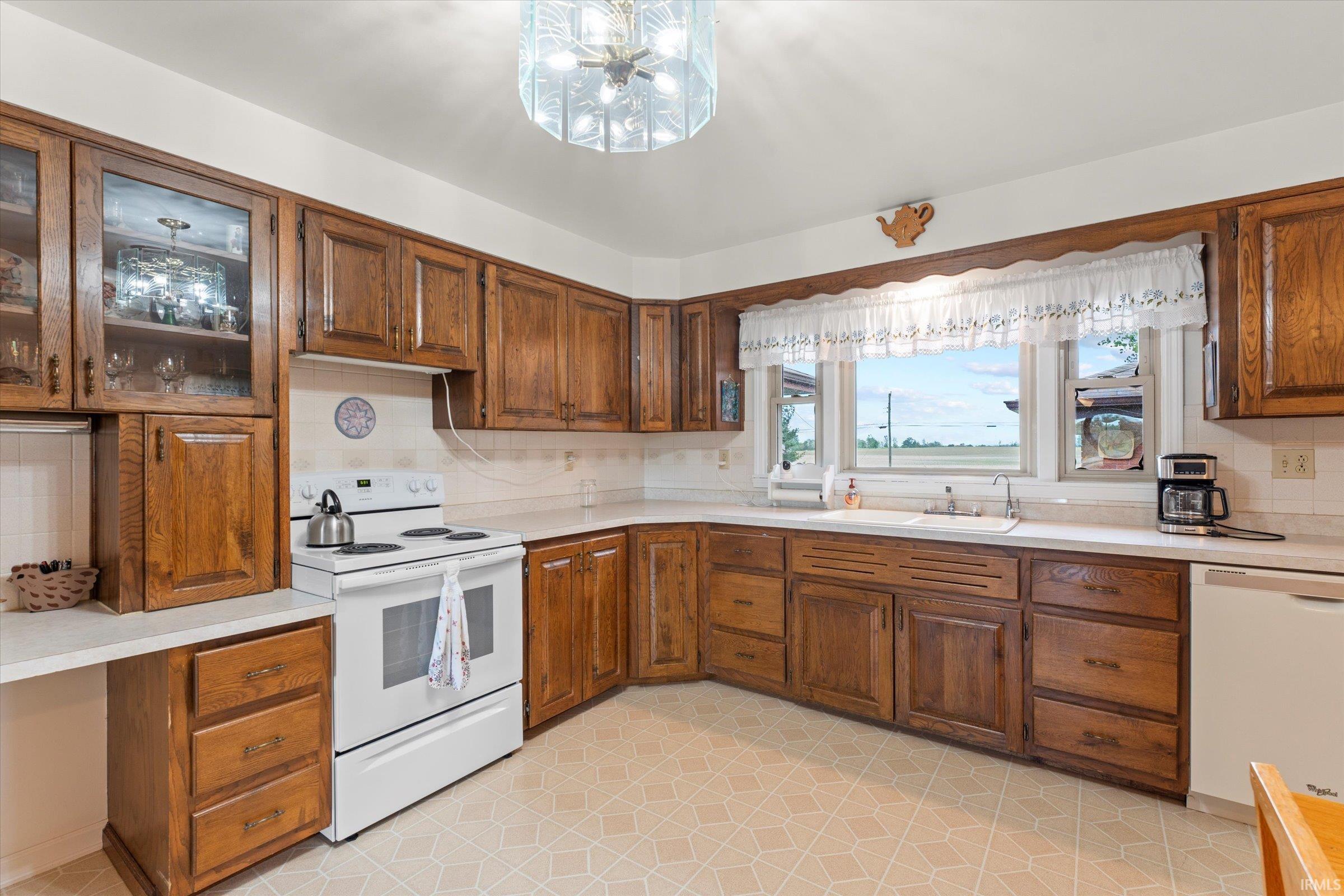 16200 Jackson Road Mishawaka, IN 46544 - Photo 13 of 36 Gallery Image 13