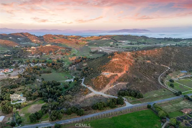 $1,098,000 | 39948 Avenida La Cresta, Murrieta, CA 92562