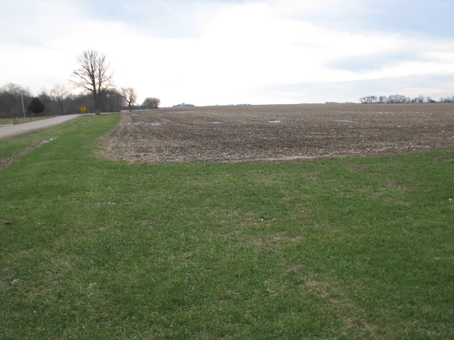 3065 South Gorman Road Gardner, IL 60424 - Photo 7 of 25 a view of an outdoor space and a yard